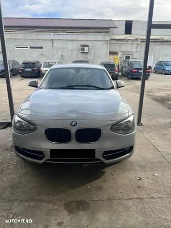 Oglinda stanga dreapta oglinzi cu semnalizare BMW seria 1 F20 F21 2015 - 3