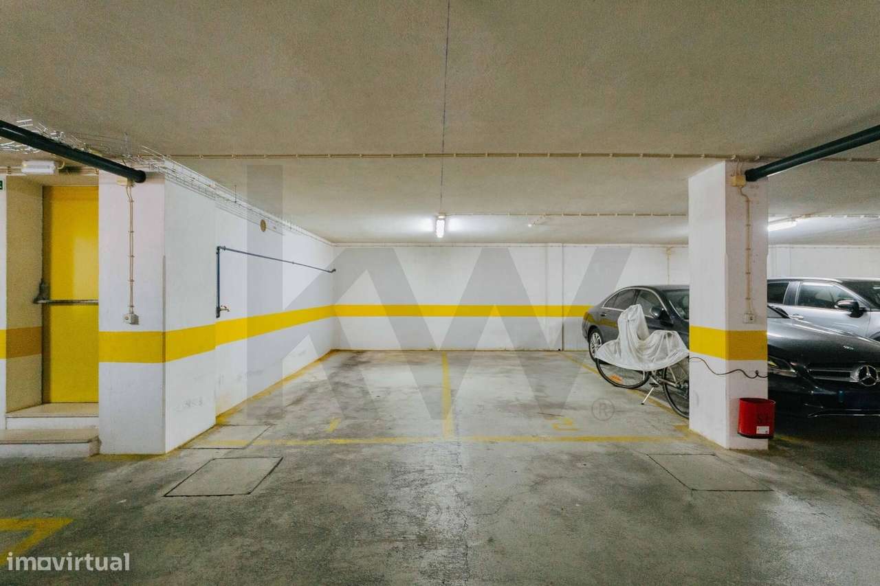 Apartamento T4 para arrendamento em localização privilegiada junto à A - Grande imagem: 4/32