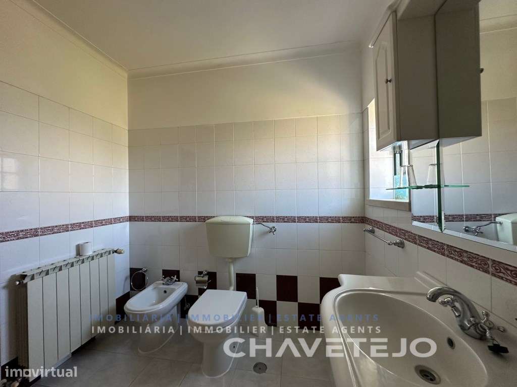 Moradia V7 com alojamento local e vistas para a Albufeira do Castel...-35
