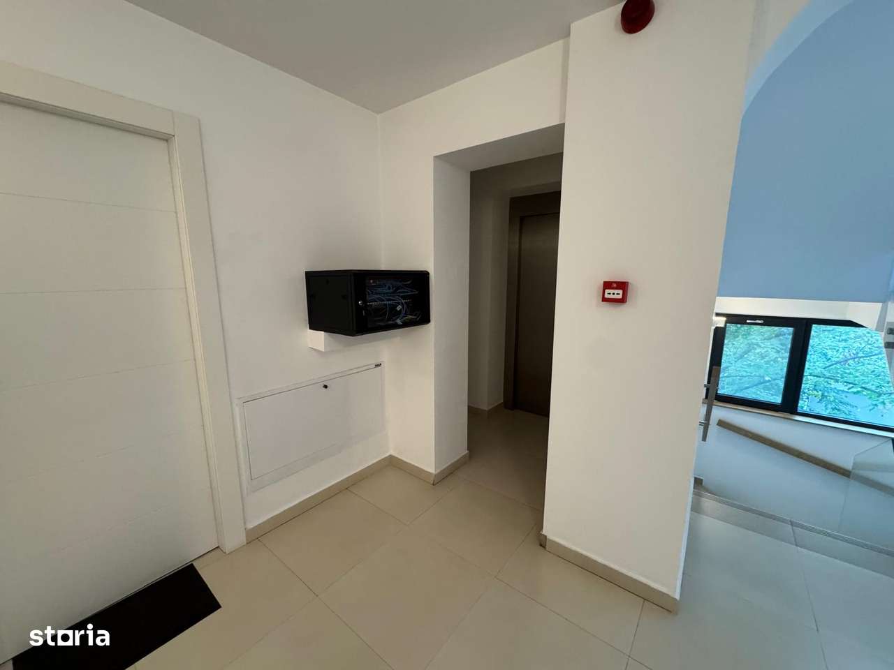 Inchiriere camera 28mp cladire de birouri D+P+3+M Titulescu Victoriei - Imagine principală: 4/11