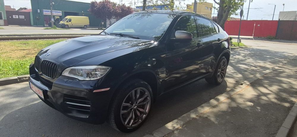 BMW X6 2013