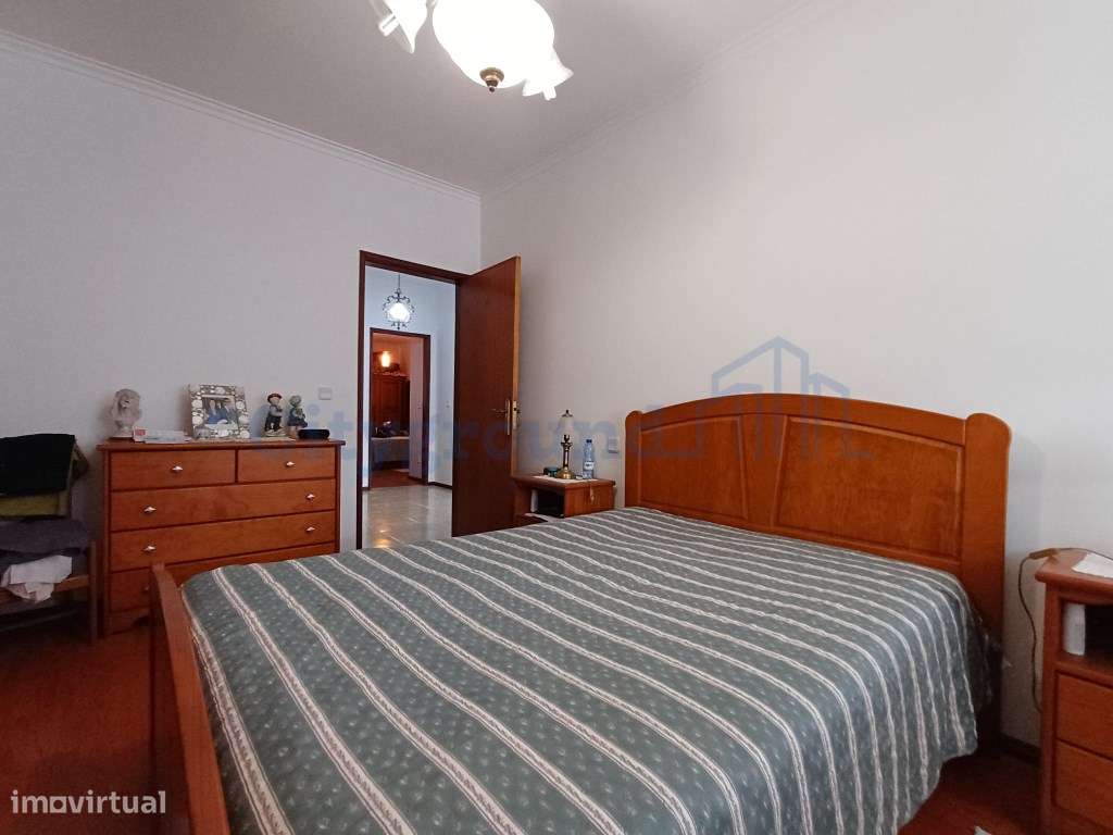 Excelente apartamento T3 com garagem e arrecadação - Marinha Grande-11