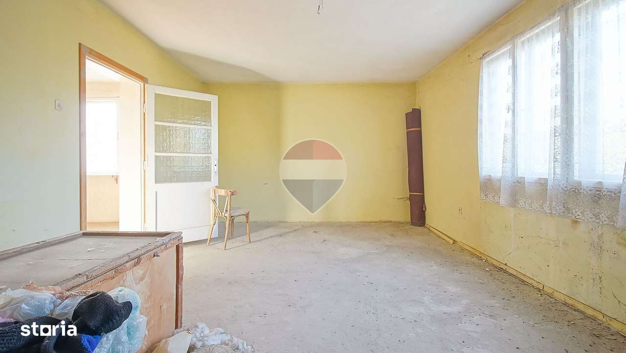 Casă tip duplex cu teren generos de 1.171 mp, Sânpetru-12