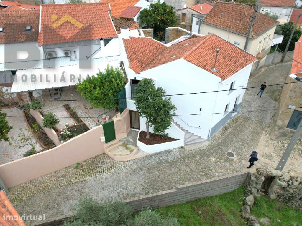 Moradia em Póvoa de Rio de Moinhos completamente renovada em 2024-22