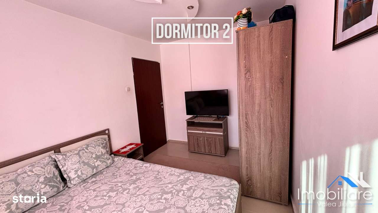 Apartament 3 camere decomandate de vanzare – Petrila, Str. 8 Martie-6