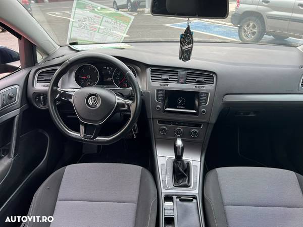 Volkswagen Golf 1.6 TDI BlueMotion Technology DSG Comfortline - 5