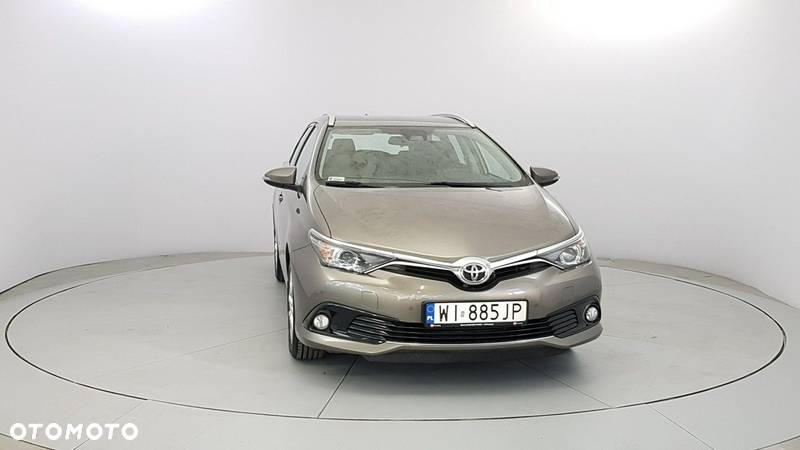 Toyota Auris 1.6 Classic Plus - 2