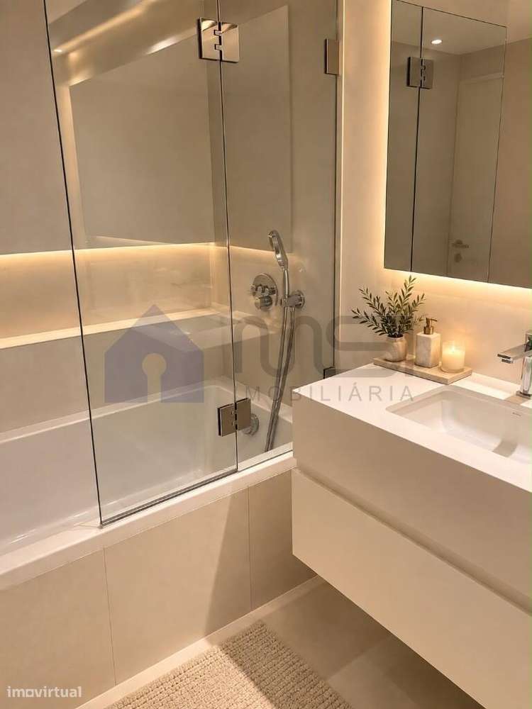 Apartamento T4 de luxo na Baixa do Porto junto ao emblemático Mercado-6