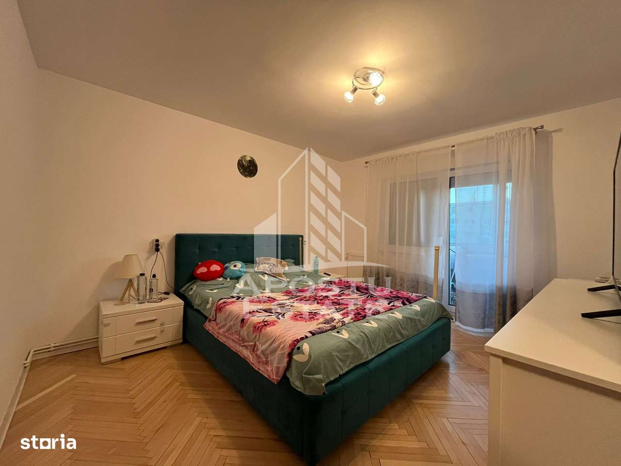 Apartament 4 camere, 2 bai, 2 balcoane,centrala proprie, etajul 2 - Imagine principală: 3/18