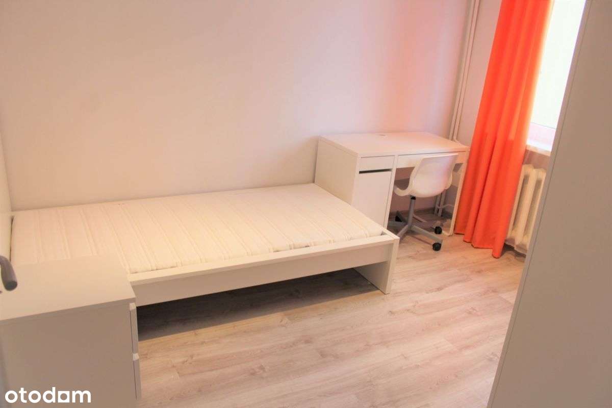 trzy niezależne pokoje na parterze z balkonem-4