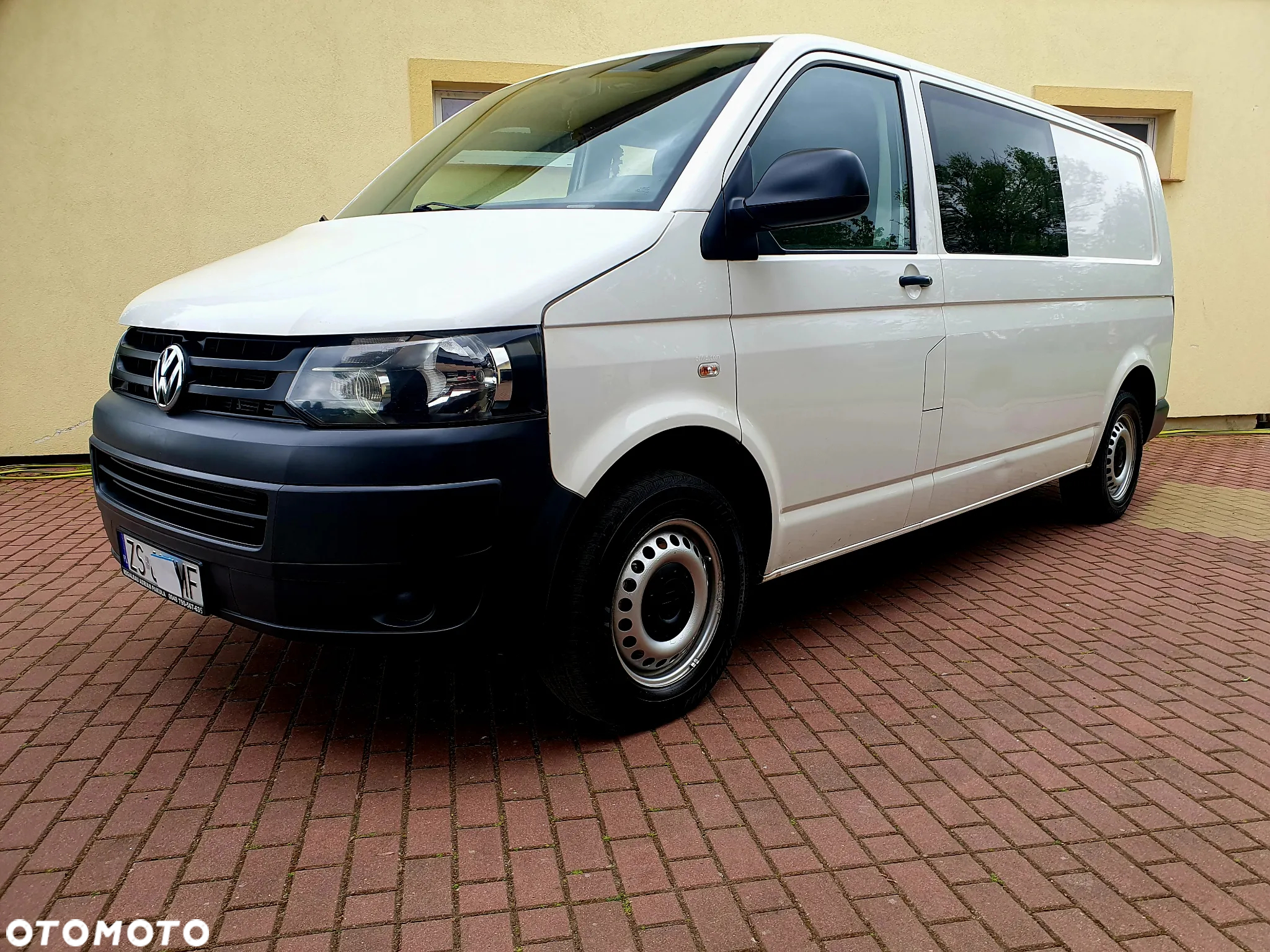 Volkswagen Transporter - 2