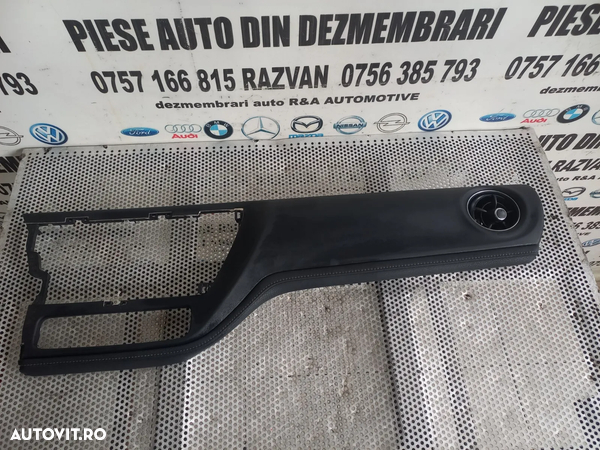 Ornament Bord Toyota Auris Facelift An 2015-2016-2017-2018 - Dezmembrari Arad - 2