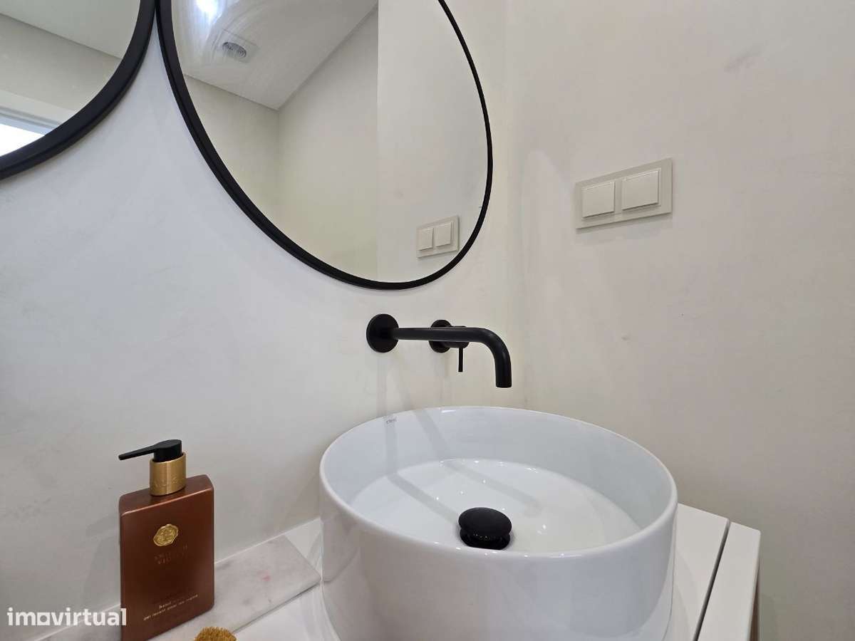 Moradia T4 com garagem baixa de Faro-12