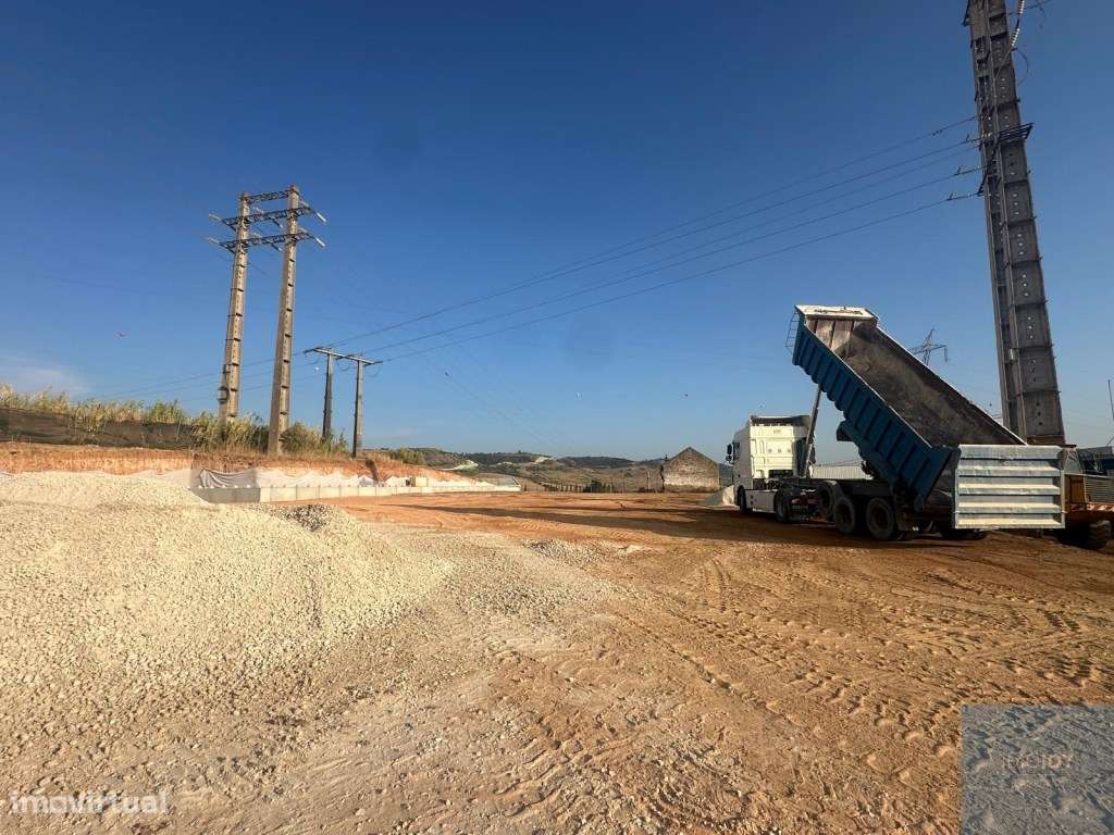 Terreno industrial em São Julião do Toja-6