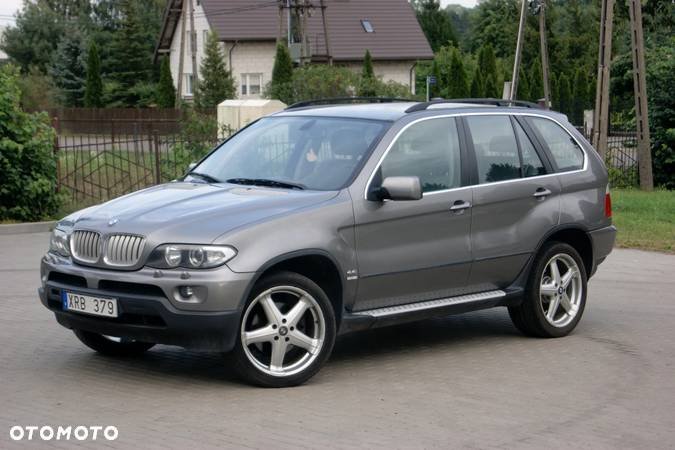 BMW X5 4.4i - 3