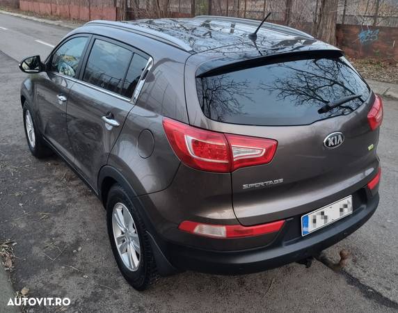 Kia Sportage 1.7 CRDI 2WD Attract - 9