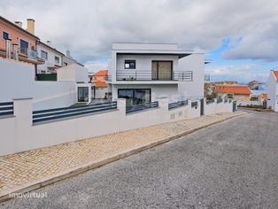 Moradia T4 de Prestígio com Vista sobre o Tejo - Luxo, Design e Con... - Grande imagem: 4/59