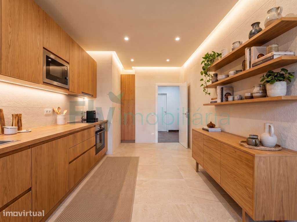 Excelente Apartamento T4 com Suite e Lugar de Garagem para 2 Carros-4