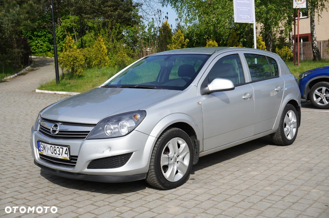 Opel Astra 1.7 CDTI DPF Active - 33