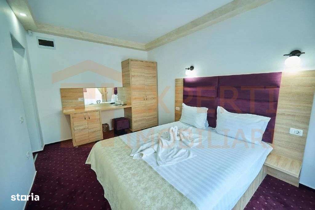 Afacere la cheie - pensiune zona Eforie Nord - Imagine principală: 5/18