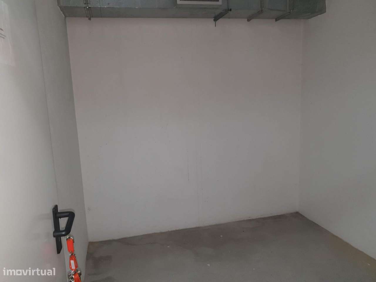 Apartamento T3 em Oliveira do Douro | Arrumo + Parqueamento-14