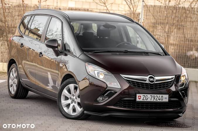 Opel Zafira Tourer 1.4 Turbo Edition - 1