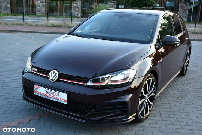 Volkswagen Golf - 18