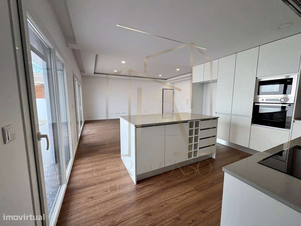 Moradia Térrea T4, com 4 Suites - Pronta a Escriturar-11