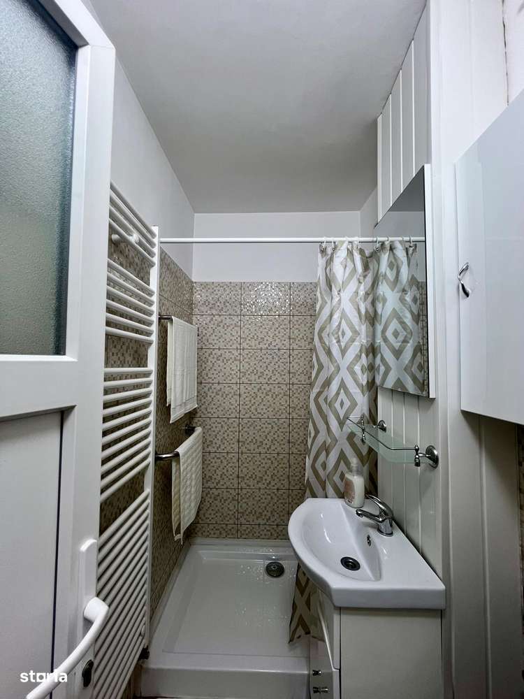 Apartament 2 camere 52mp mobilat utilat Sf.Vineri  62.000eur neg - Imagine principală: 5/15