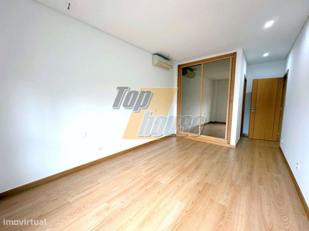 Excelente Apartamento T3 - Colinas do Cruzeiro-21