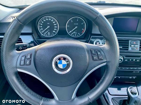 BMW Seria 3 318d Luxury Line EU6 - 13