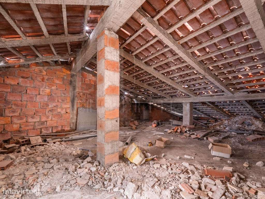 Prédio | Travessa da Mesura, Santa Clara-8