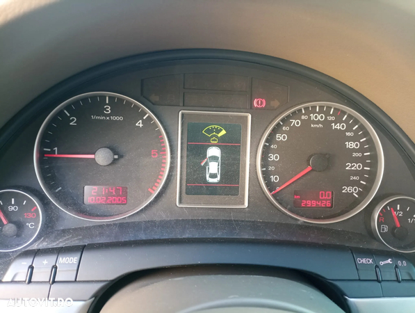 Audi A4 1.9 TDI Avant - 4