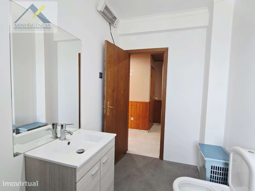 Apartamento T2 no Vale do Cobro em Setúbal-26