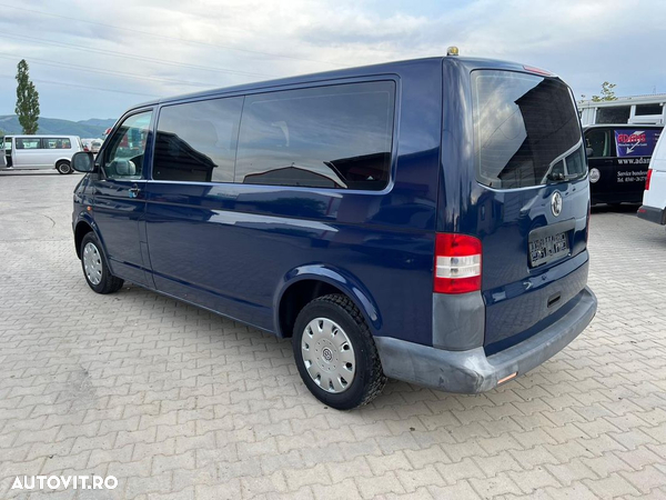 Volkswagen Transporter - 4