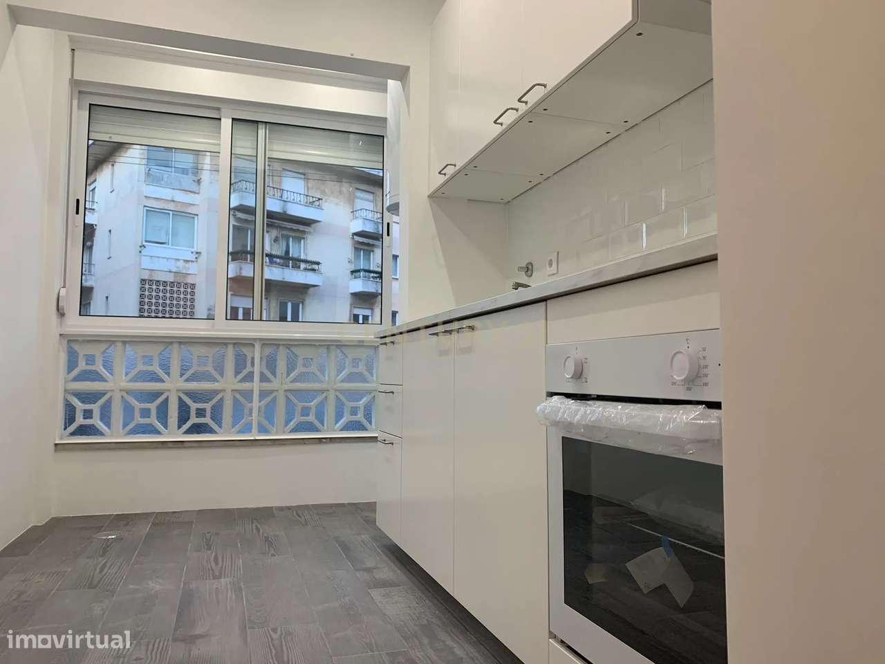 Apartamento T3 - Cruz Quebrada - Grande imagem: 3/20