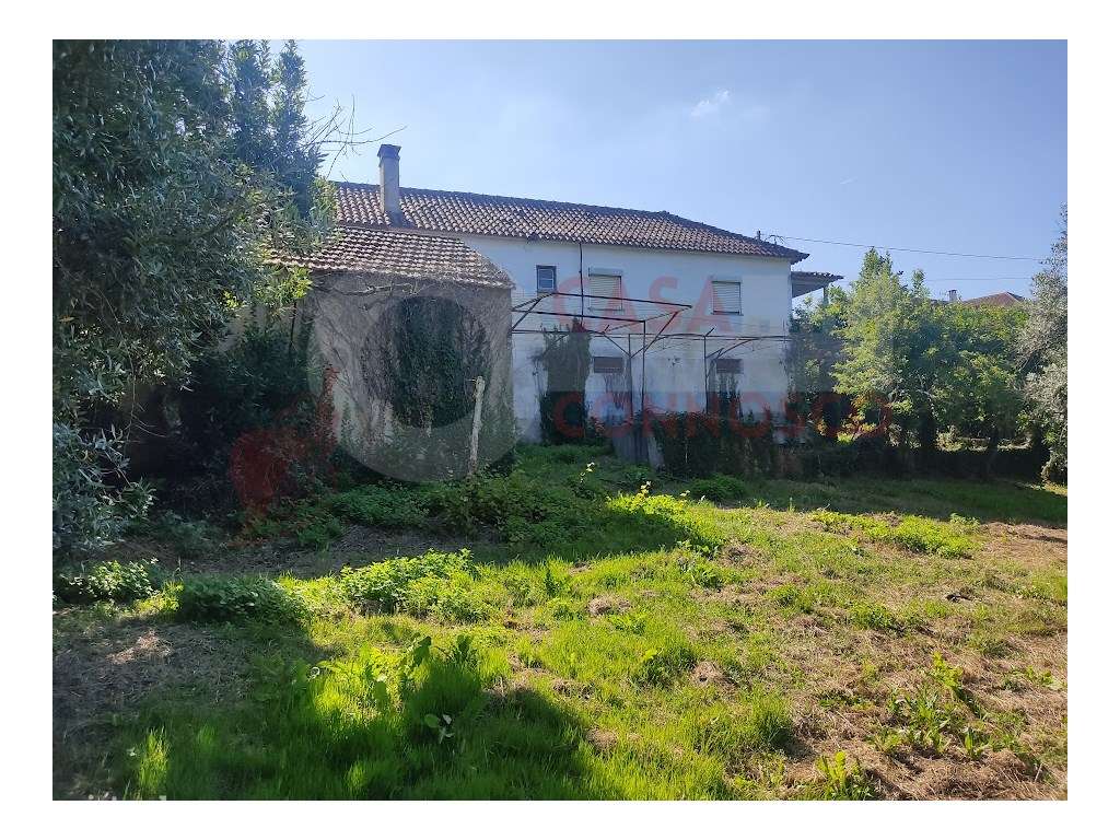 Moradia M4 pronta a habitar com terreno.-30