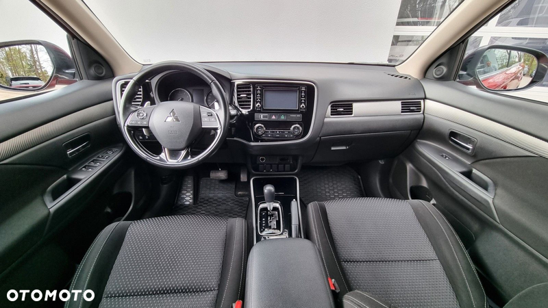 Mitsubishi Outlander 2.0 Intense Comfort 4WD CVT - 13