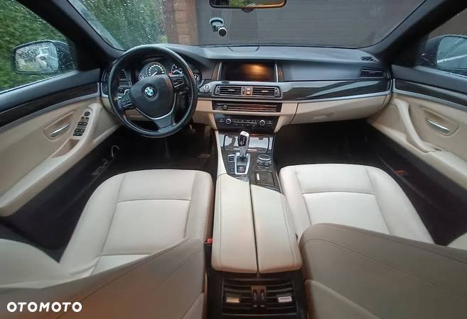 BMW Seria 5 520d Luxury Line - 1