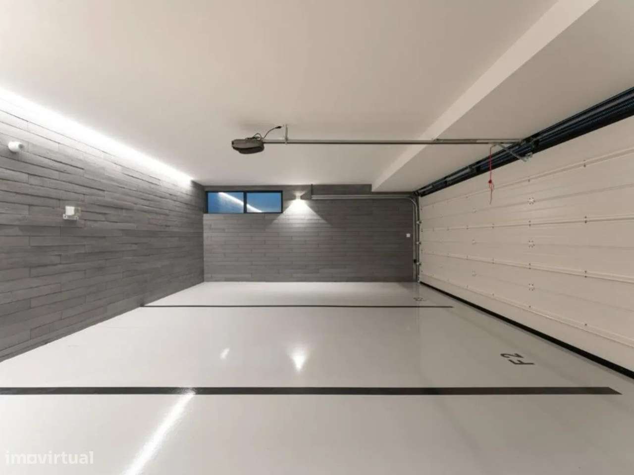 Moradia V4 Luxo na Costa da Guia-11