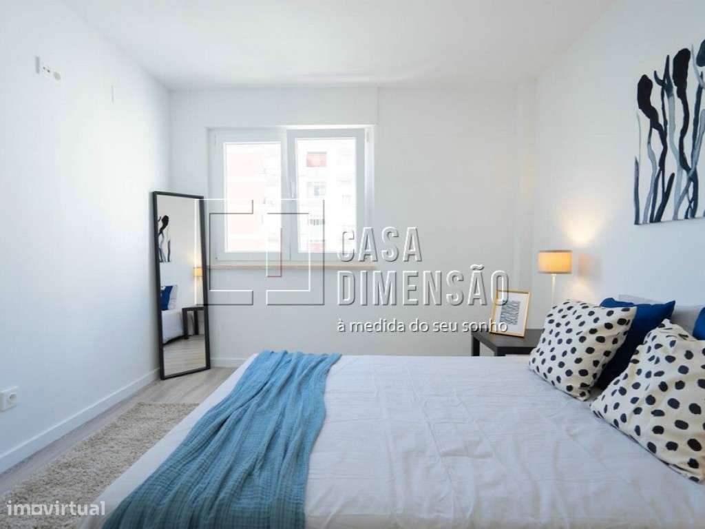 Apartamento de tipologia T3 com varanda, mobilado e equipado em Ben...-34