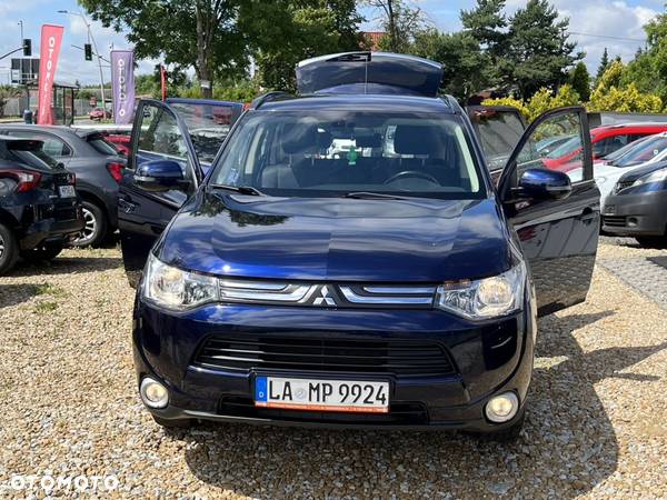 Mitsubishi Outlander - 10