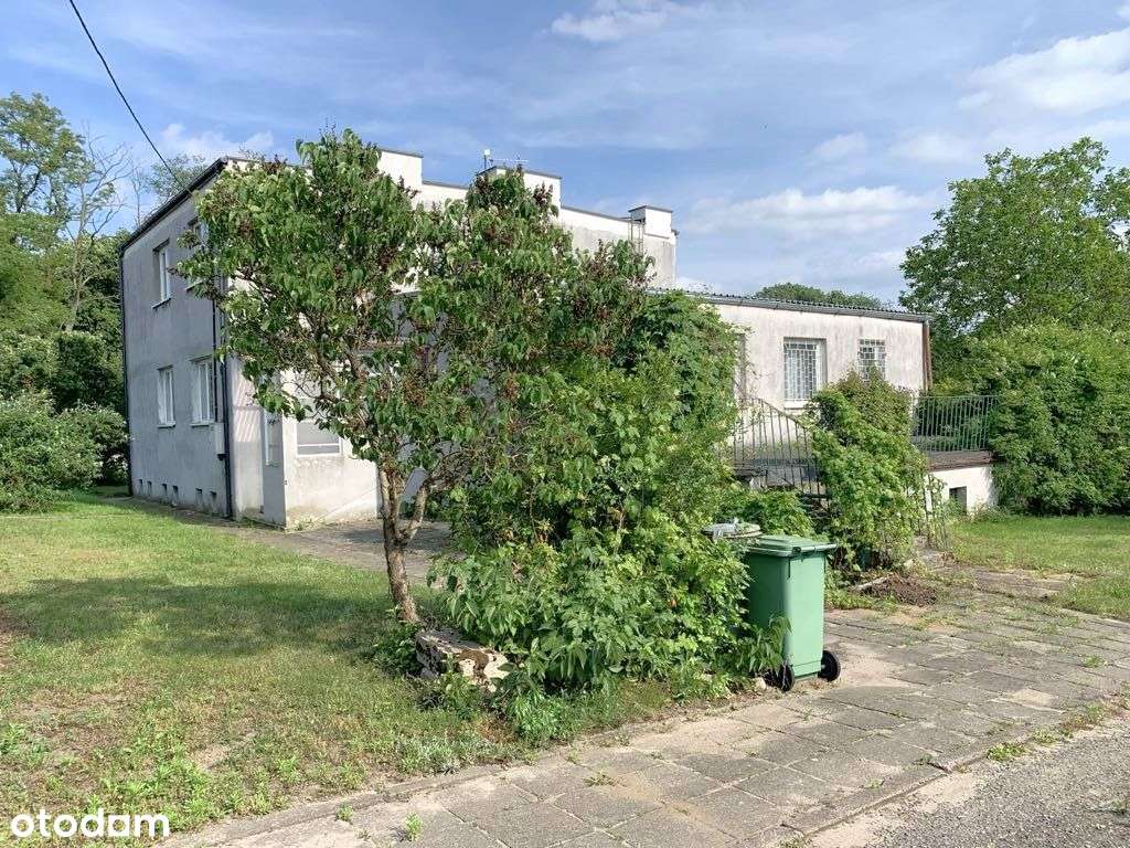 duży dom w centrum Izbicy Kujawskiej woj Kuj-Pomor - Pełny obrazek: 4/20