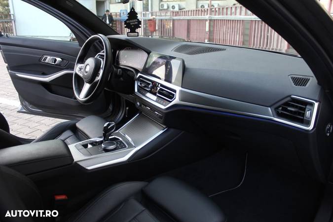 BMW Seria 3 318i Aut. M Sport - 6