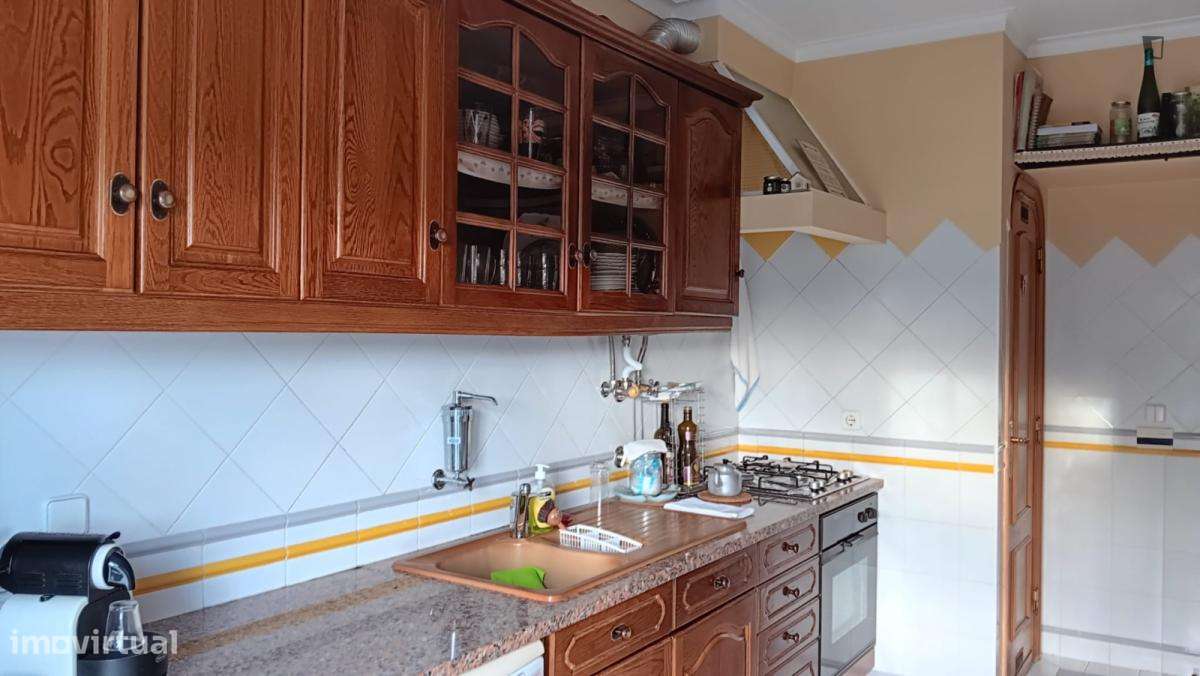 Quarto - localizado em Lisbon - Grande imagem: 5/10