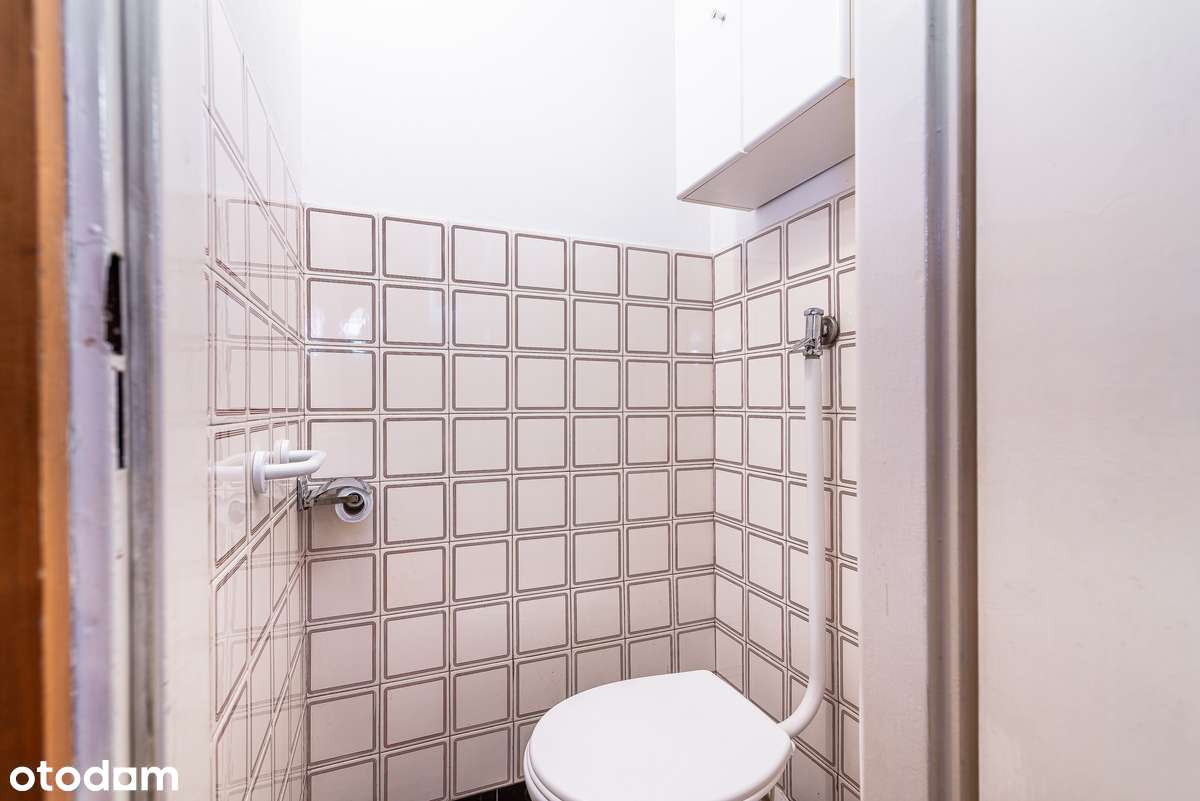 4 pokoje|Obok pętli tramwajowej|Spokojna okolica|6,2m2 piwnica-13