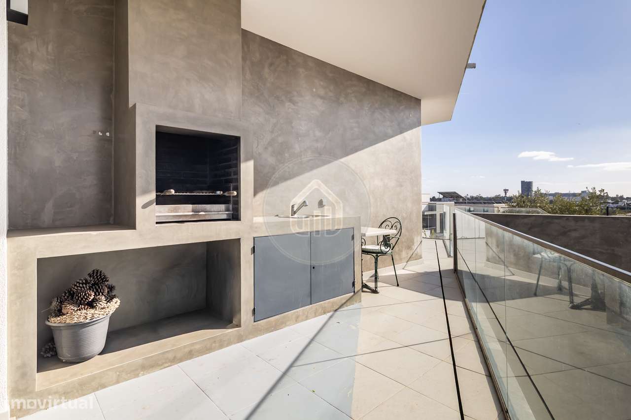 Moradia V5+1 | Piscina, vista mar e jardim | Porto Salvo, Oeiras-7