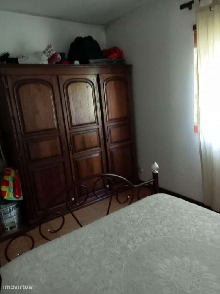 Quarto - localizado em Vila nova de gaia - Grande imagem: 4/10