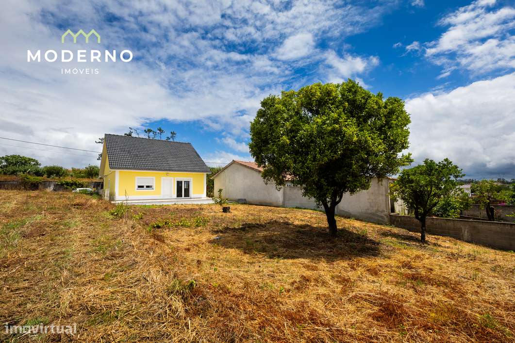 Moradia T3 com Garagem e Terreno – Antões, Louriçal-27