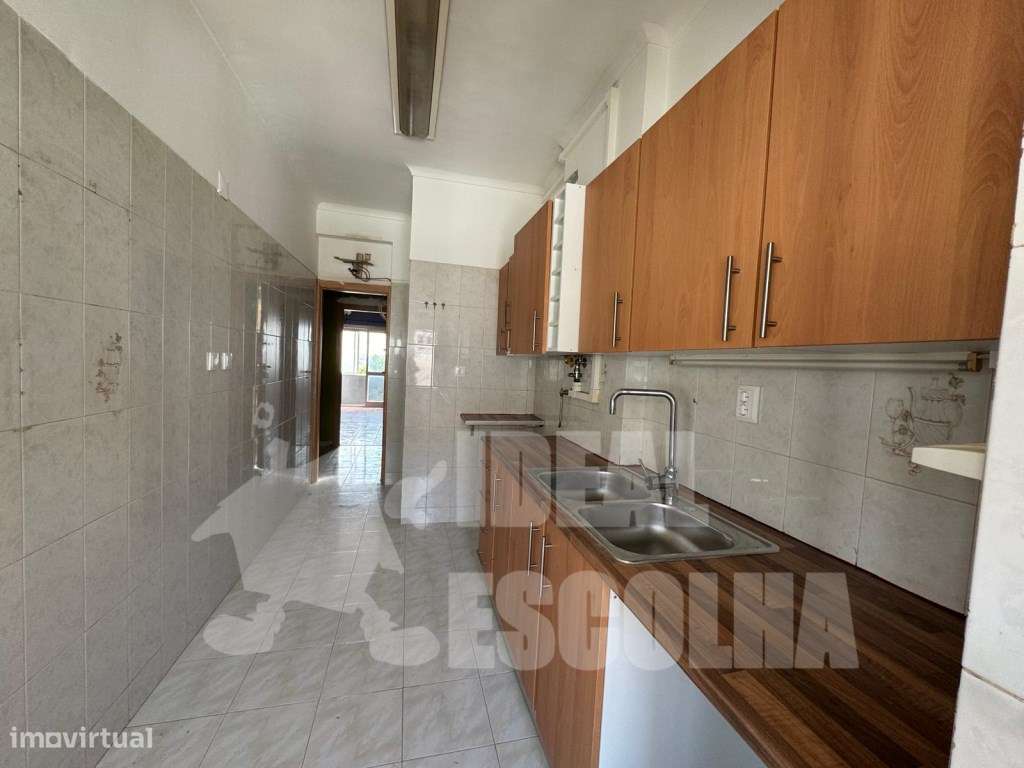 T3+1 ARRENTELA A PRECISAR DE OBRAS-6